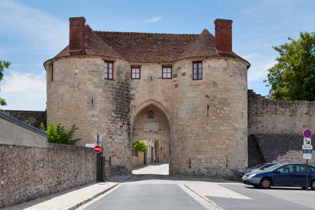 Château-Thierry - Porte Saint-Pierre (XIIIe siècle)