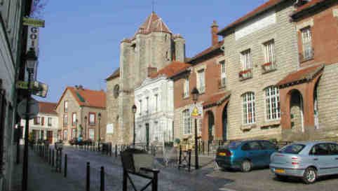 La-Queue-en-Brie - La tour médiévale